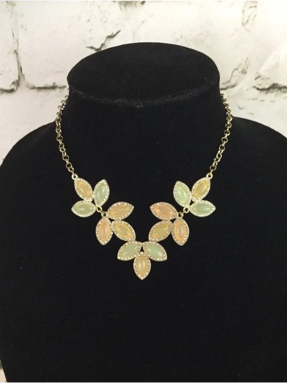 Lauren Conrad Floral Choker Statement Necklace w/champagne & light green stones